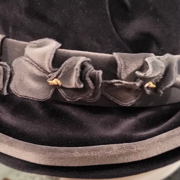Elegant Vintage (20's, 40's?) Ladies 100% Polyester Velvet Slate Grey Bucket Hat - Picture 4 of 5